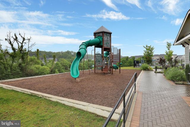 8115 PRIMROSE LN, Laurel, MD 20723