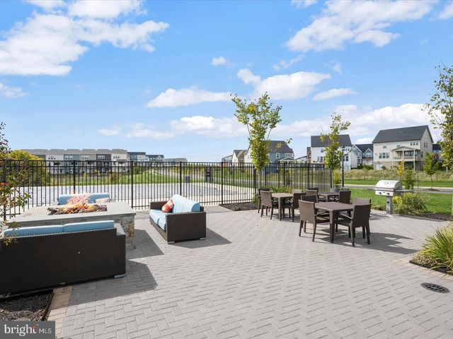 8115 PRIMROSE LN, Laurel, MD 20723