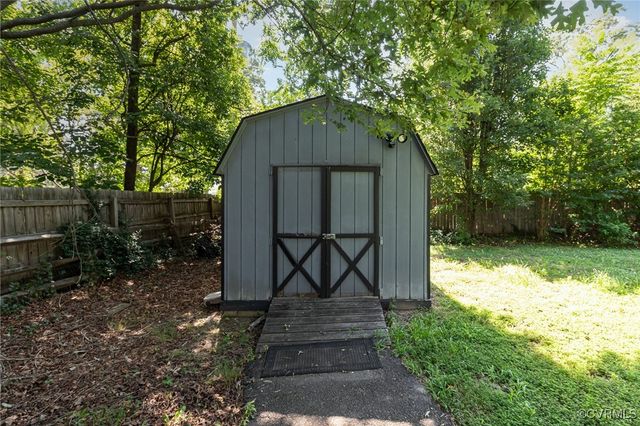 1771 Robindale Rd, North Chesterfield, VA 23235
