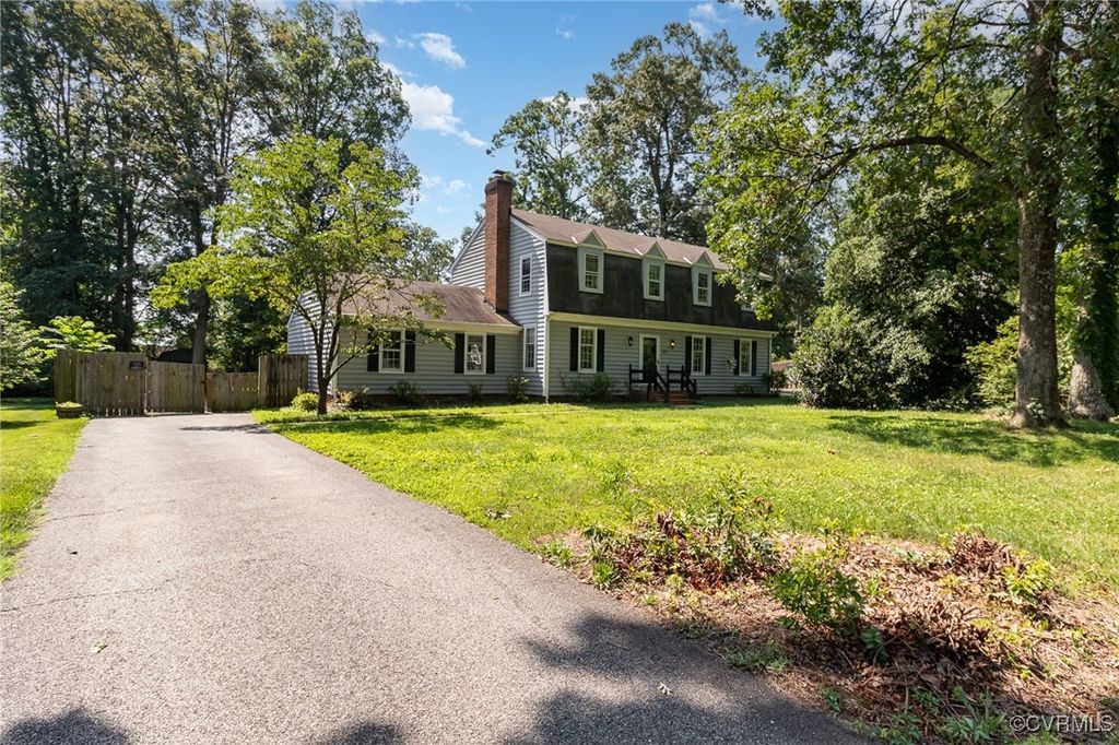 1771 Robindale Rd, North Chesterfield, VA 23235