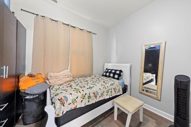 5146 S Homan Avenue, Chicago, IL 60632