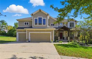 18637 W 97th Terrace, Lenexa, KS 66220