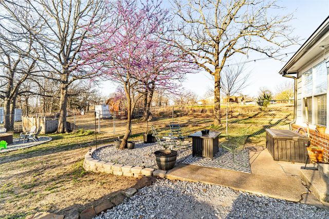 21314 W 20th Street S, Sand Springs, OK 74063