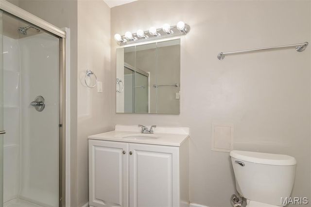 660 Brookstone Drive, Florissant, MO 63033