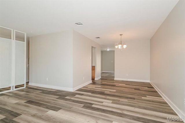 660 Brookstone Drive, Florissant, MO 63033