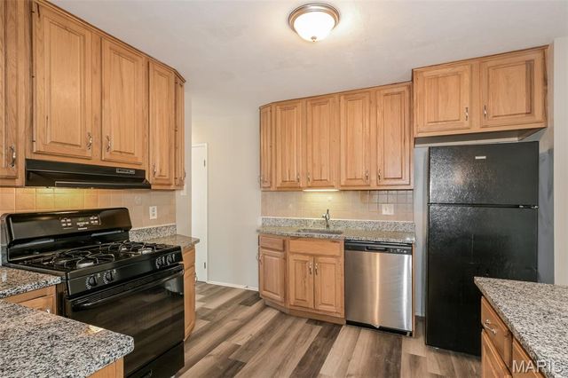 660 Brookstone Drive, Florissant, MO 63033