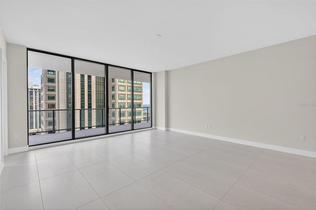 275 1ST AVENUE S 1903, St Petersburg, FL 33701