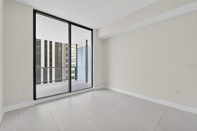 275 1ST AVENUE S 1903, St Petersburg, FL 33701