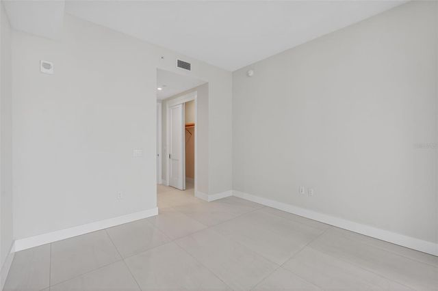 275 1ST AVENUE S 1903, St Petersburg, FL 33701