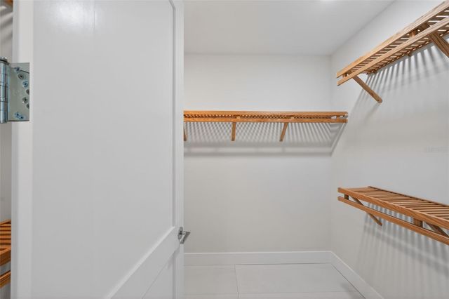 275 1ST AVENUE S 1903, St Petersburg, FL 33701