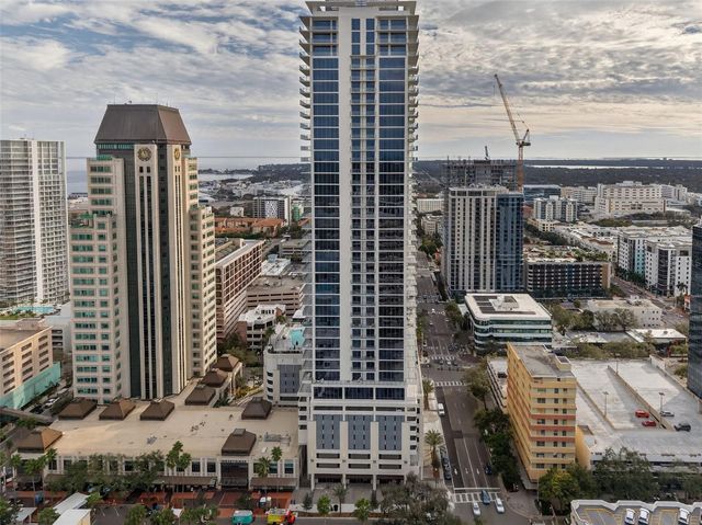 275 1ST AVENUE S 1903, St Petersburg, FL 33701