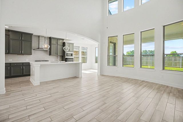 13701 Seneca Lake Drive, Texas City, TX 77510