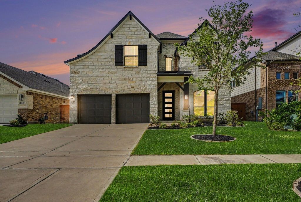 13701 Seneca Lake Drive, Texas City, TX 77510
