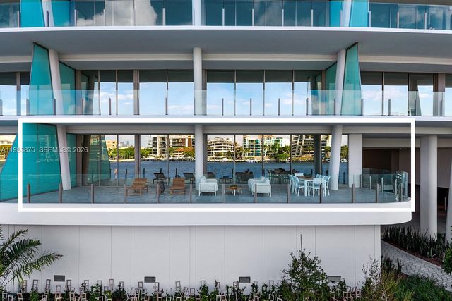 5 Grove Isle Dr L205, Miami, FL 33133