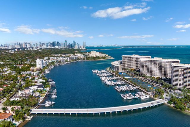 5 Grove Isle Dr L205, Miami, FL 33133