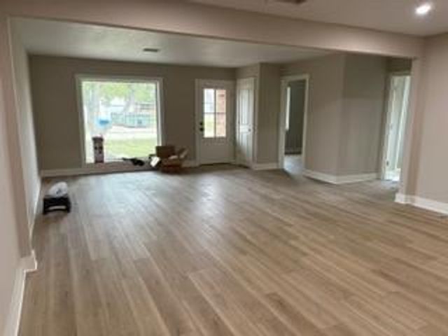 136 Talisman Street, Lake Jackson, TX 77566