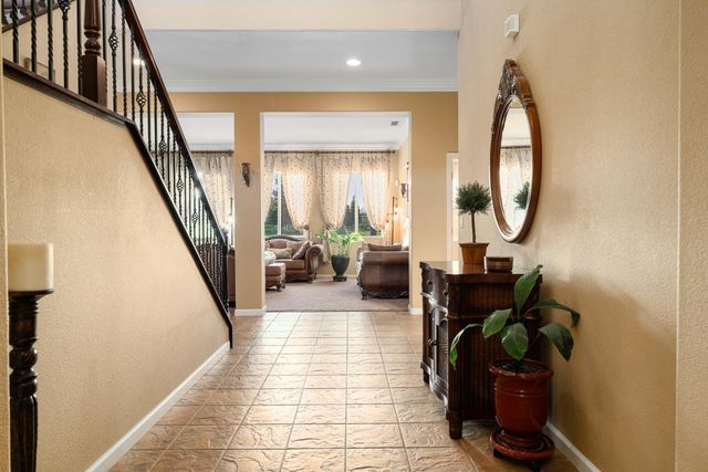 7788 Tigerwoods Dr, Sacramento, CA 95829