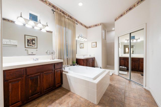 7788 Tigerwoods Dr, Sacramento, CA 95829