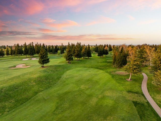 7788 Tigerwoods Dr, Sacramento, CA 95829