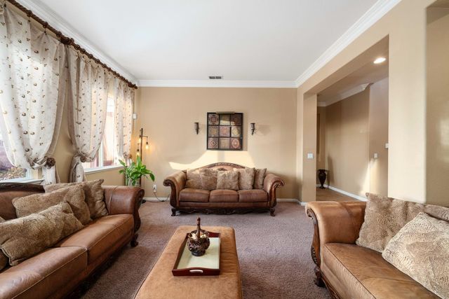 7788 Tigerwoods Dr, Sacramento, CA 95829