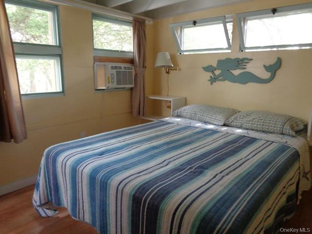 54 Lewis Walk, Cherry Grove, NY 11782