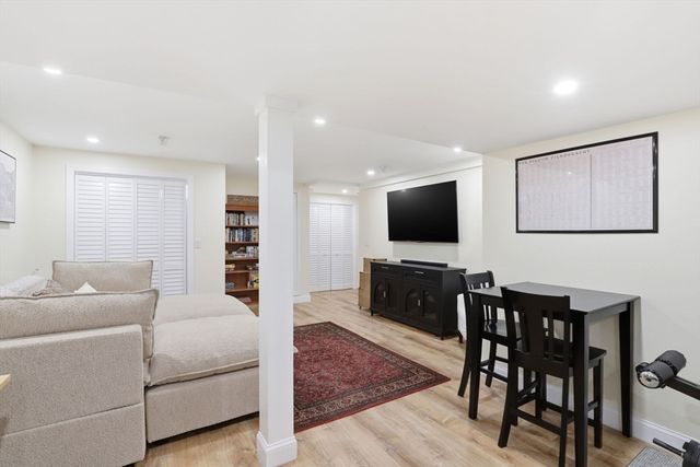 300 Justin Dr. 2, Weymouth, MA 02188