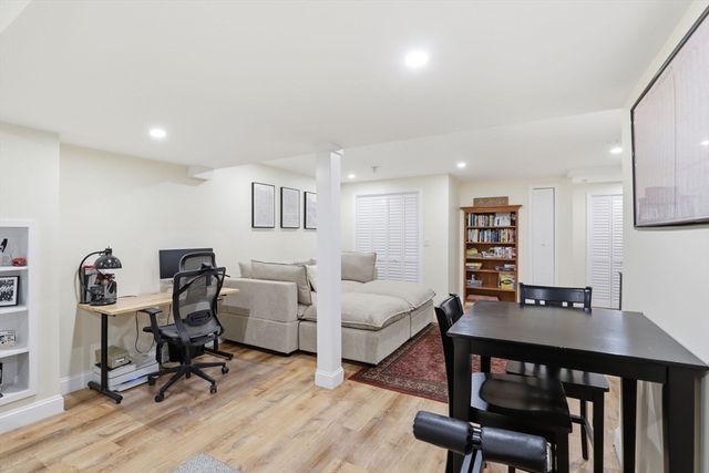 300 Justin Dr. 2, Weymouth, MA 02188