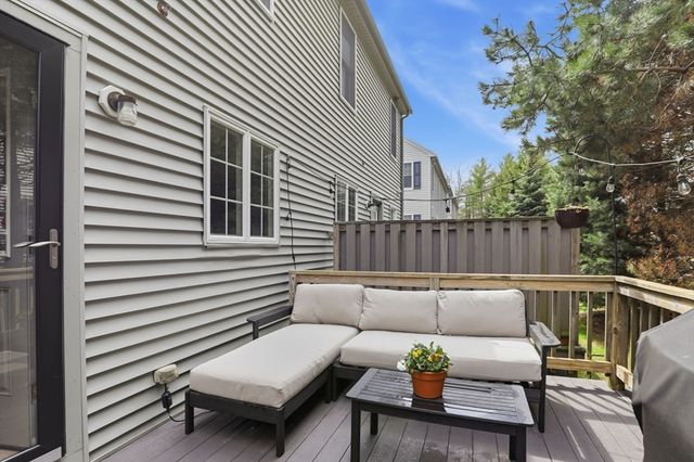 300 Justin Dr. 2, Weymouth, MA 02188