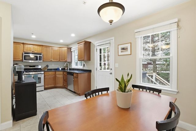 300 Justin Dr. 2, Weymouth, MA 02188