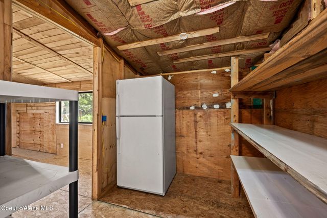 963 Upper Samuels Rd, Sandpoint, ID 83864