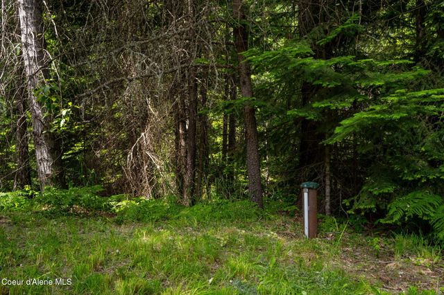 963 Upper Samuels Rd, Sandpoint, ID 83864