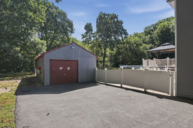 30 Bean Road, Sterling, MA 01564