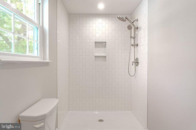 204 THIRD AVE, West Berlin, NJ 08091