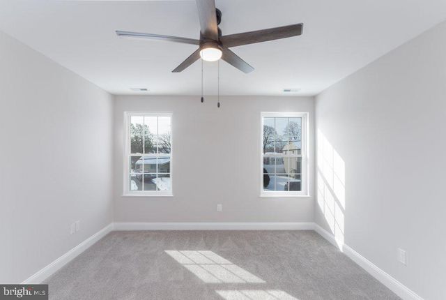 204 THIRD AVE, West Berlin, NJ 08091