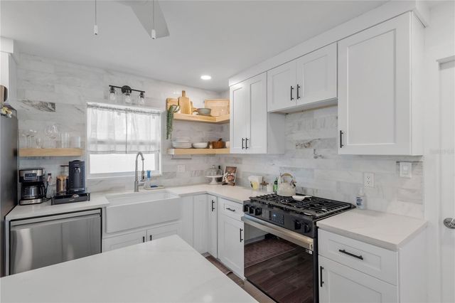 1867 MARYLAND AVENUE NE, St Petersburg, FL 33703