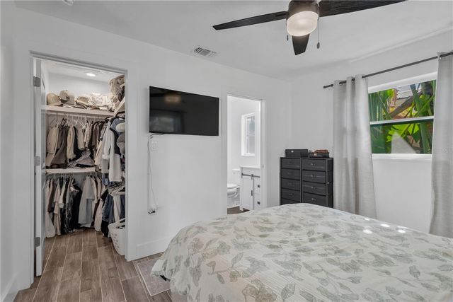 1867 MARYLAND AVENUE NE, St Petersburg, FL 33703