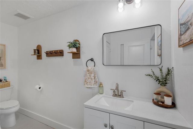 1867 MARYLAND AVENUE NE, St Petersburg, FL 33703