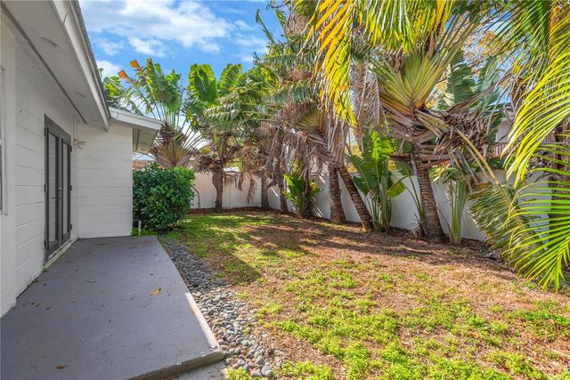 1867 MARYLAND AVENUE NE, St Petersburg, FL 33703