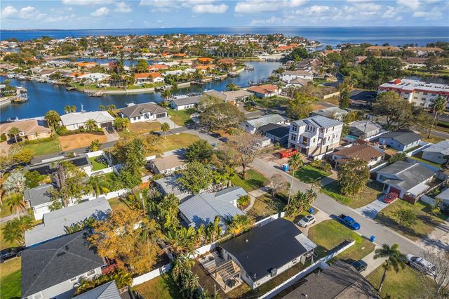 1867 MARYLAND AVENUE NE, St Petersburg, FL 33703