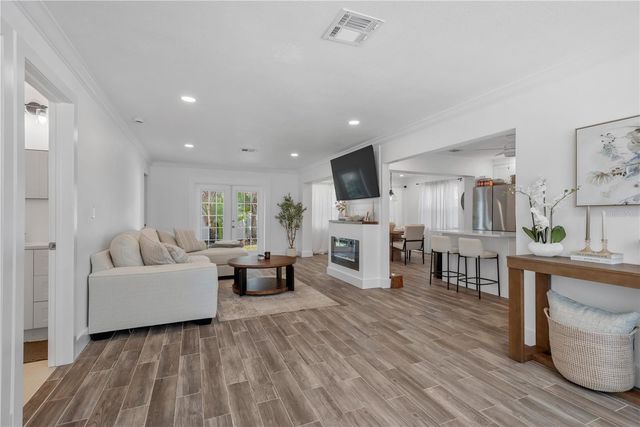 1867 MARYLAND AVENUE NE, St Petersburg, FL 33703