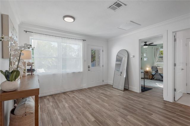 1867 MARYLAND AVENUE NE, St Petersburg, FL 33703