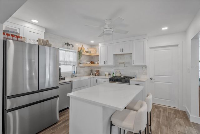 1867 MARYLAND AVENUE NE, St Petersburg, FL 33703