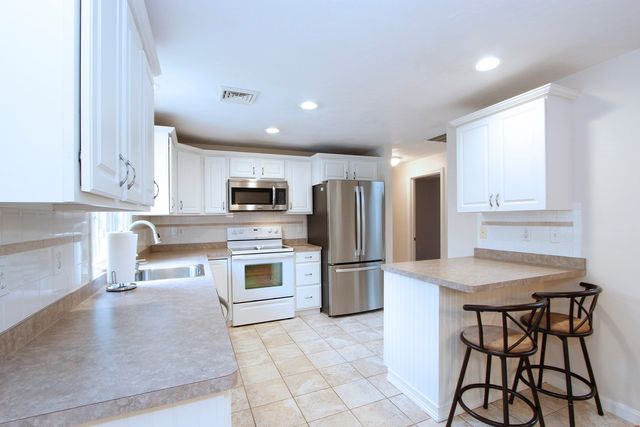 37 Yearling Run, Bourne, MA 02532