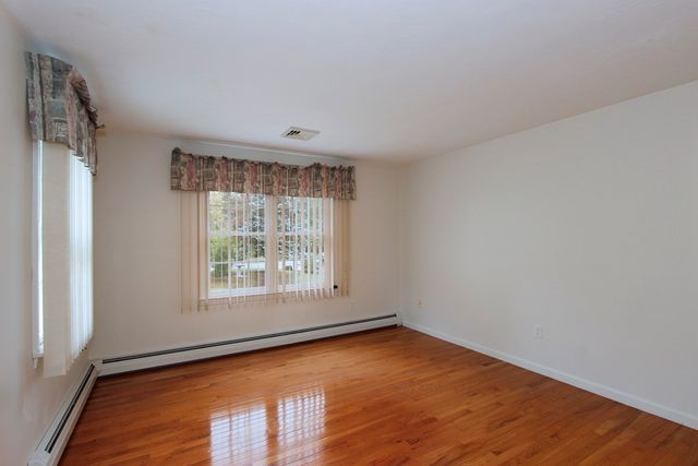37 Yearling Run, Bourne, MA 02532