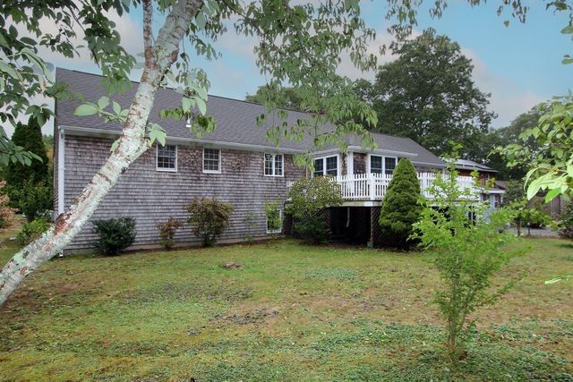 37 Yearling Run, Bourne, MA 02532