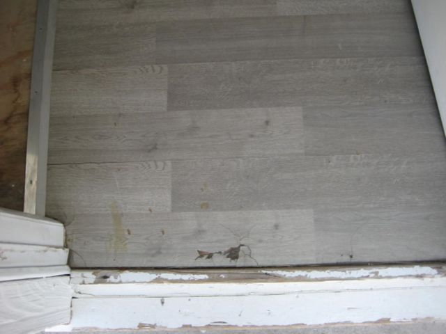 1928 S LAURA AVE, Wichita, KS 67211