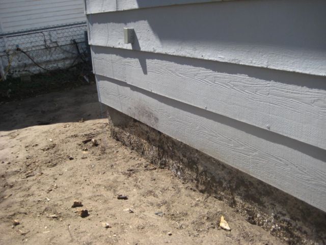 1928 S LAURA AVE, Wichita, KS 67211