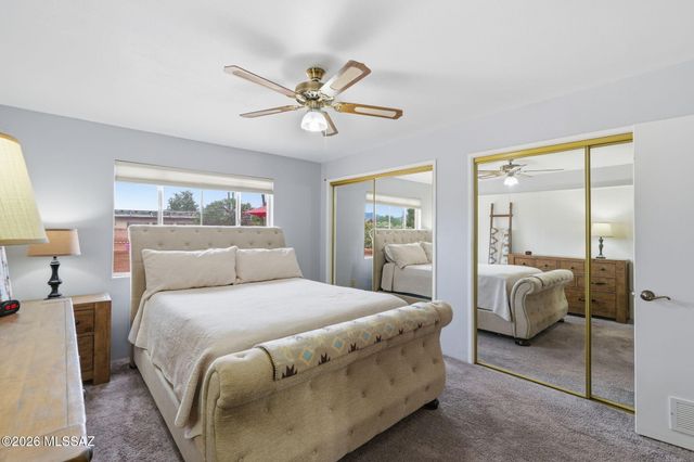 1376 S Desert Meadows Circle, Green Valley, AZ 85614
