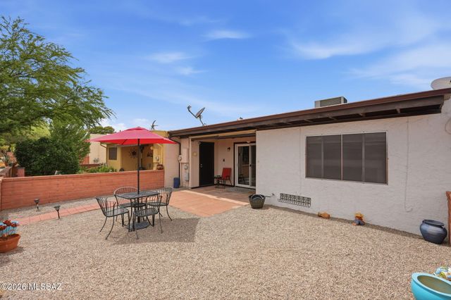 1376 S Desert Meadows Circle, Green Valley, AZ 85614