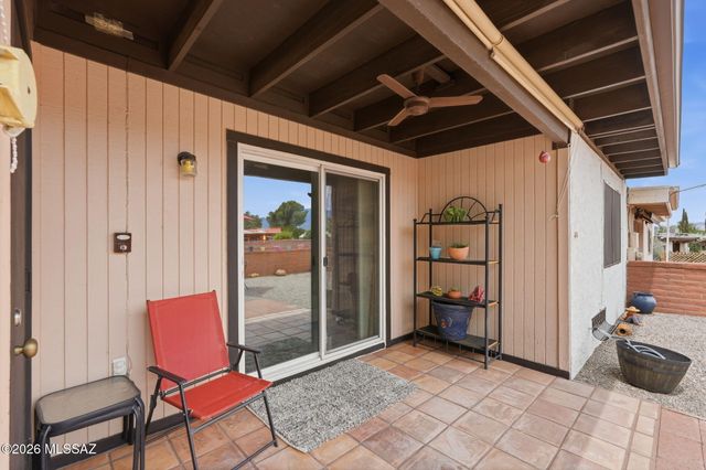 1376 S Desert Meadows Circle, Green Valley, AZ 85614